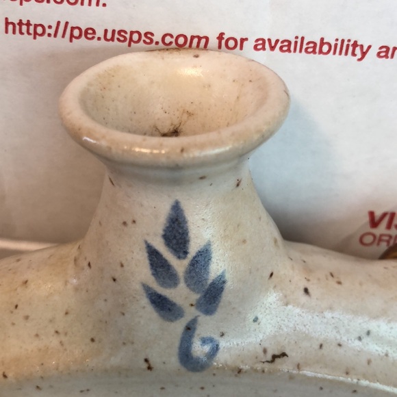 Fox Farm B Filius Pottery Hanging Dry Flower Hand Painted Leaf Signed 10.5x11.5” - Picture 2 of 7